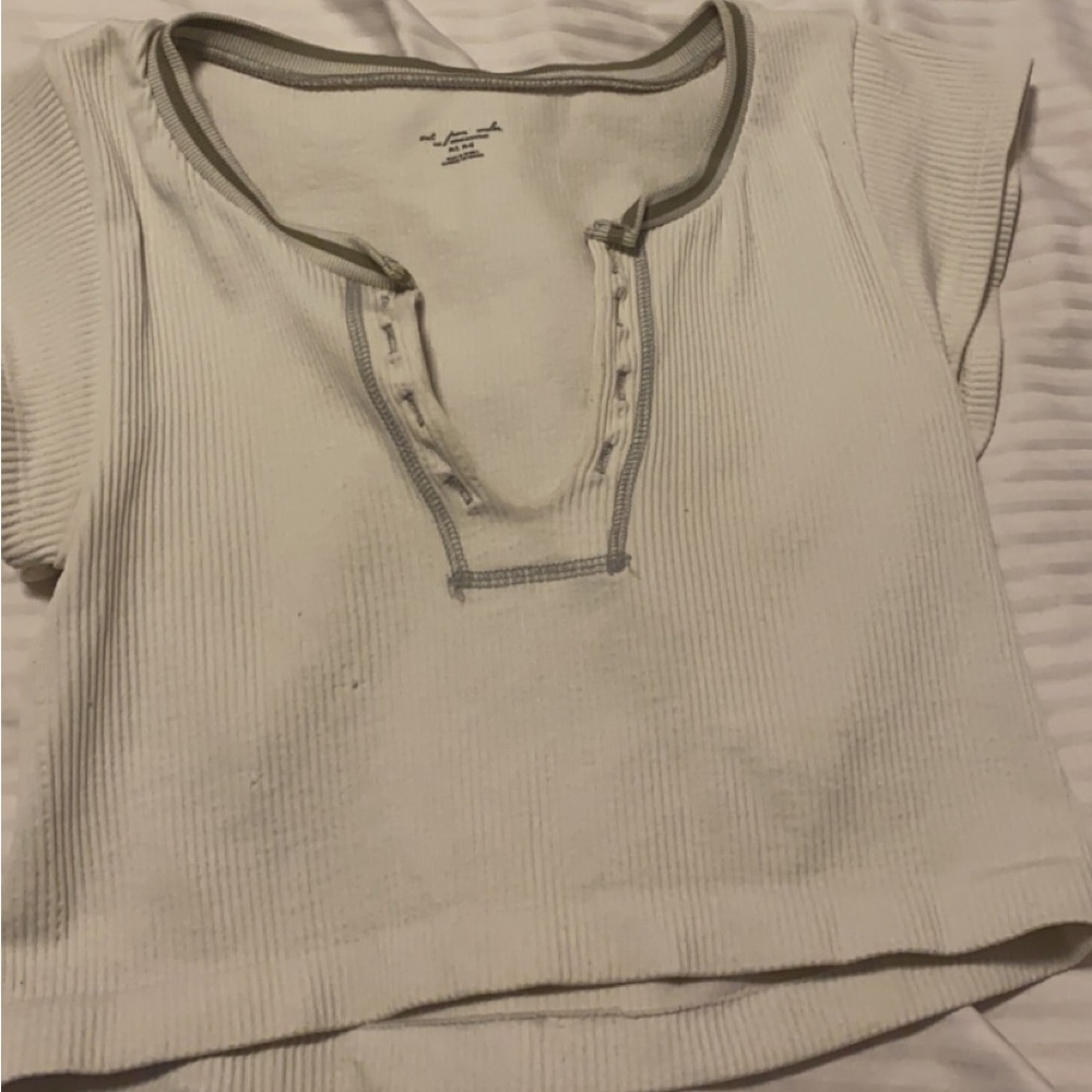 white urban go for gold top